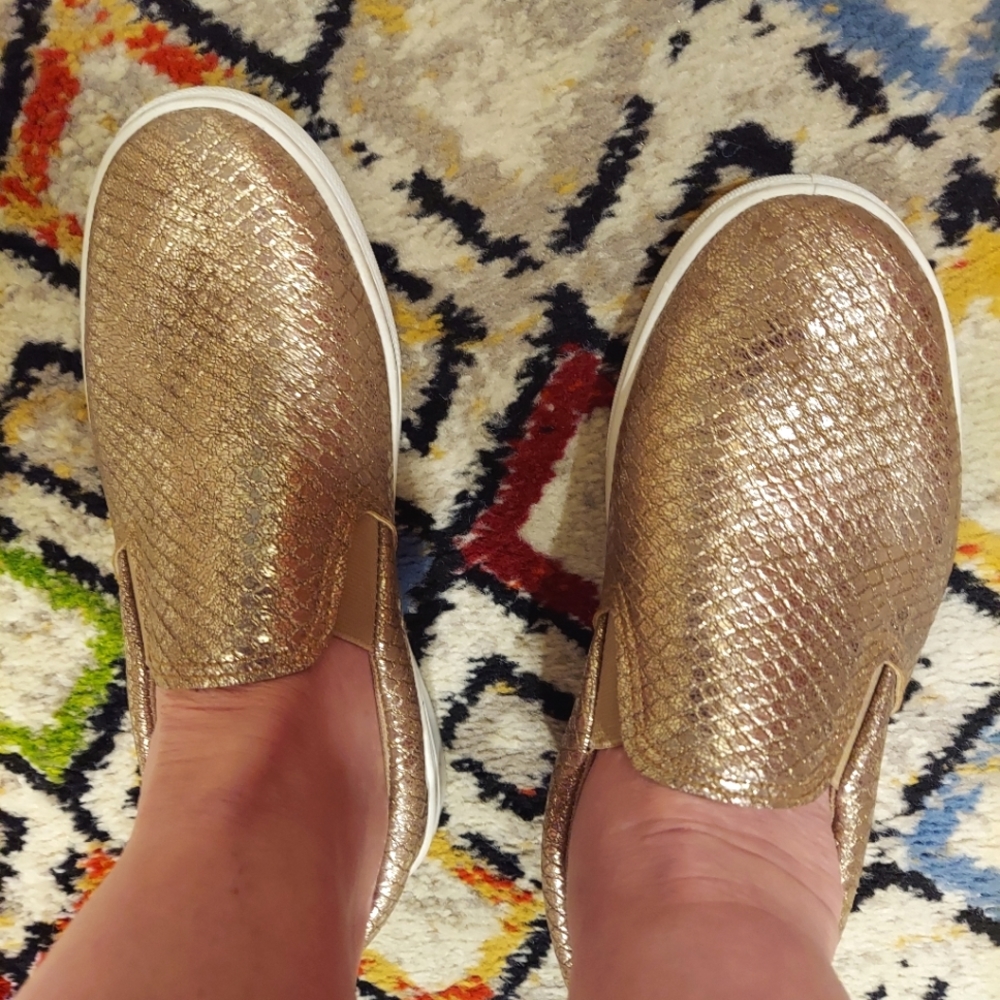 ✅️SOLD - Niki metallic gold slip-ons, 9 - Picture 3 of 6